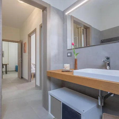 Biscay Bay With Balconies Apartment *