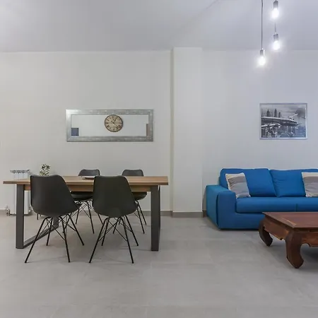 Apartman Biscay Bay With Balconies Ferrara