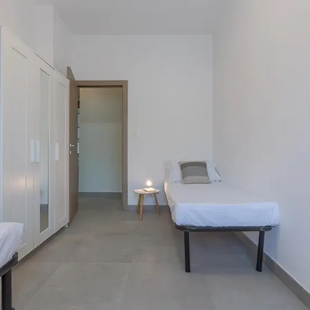 Biscay Bay With Balconies Apartment