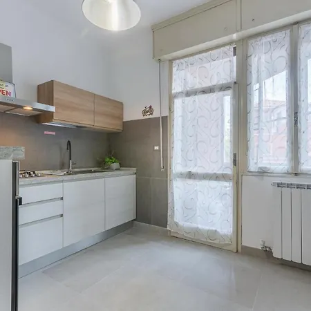 Biscay Bay With Balconies Ferrara