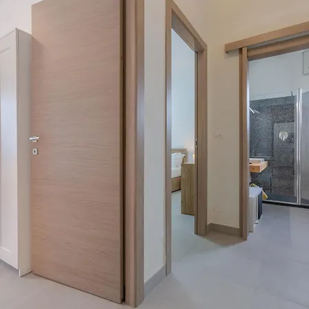 Biscay Bay With Balconies Apartment *